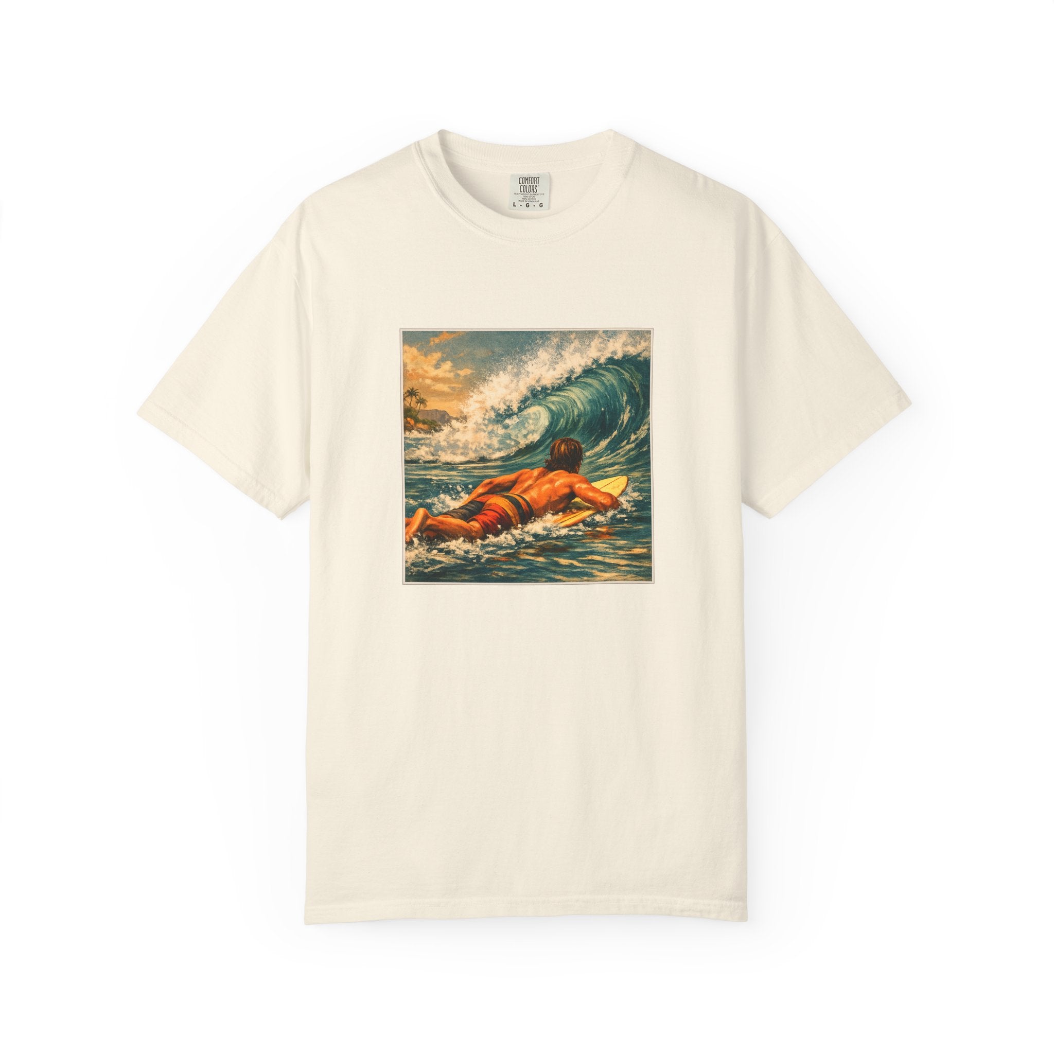 Surfing Vintage Wave T-Shirt — Retro Surfer Print