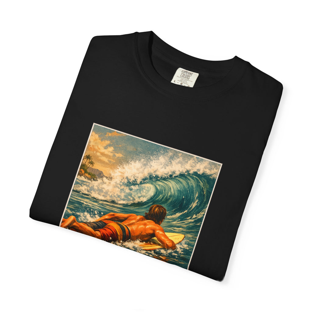 Surfing Vintage Wave T-Shirt — Retro Surfer Print
